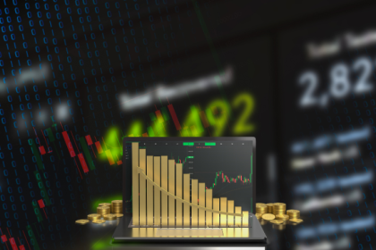Rodrigo Balassiano mostra como calcular a rentabilidade líquida real em fundos estruturados, considerando custos e inflação.