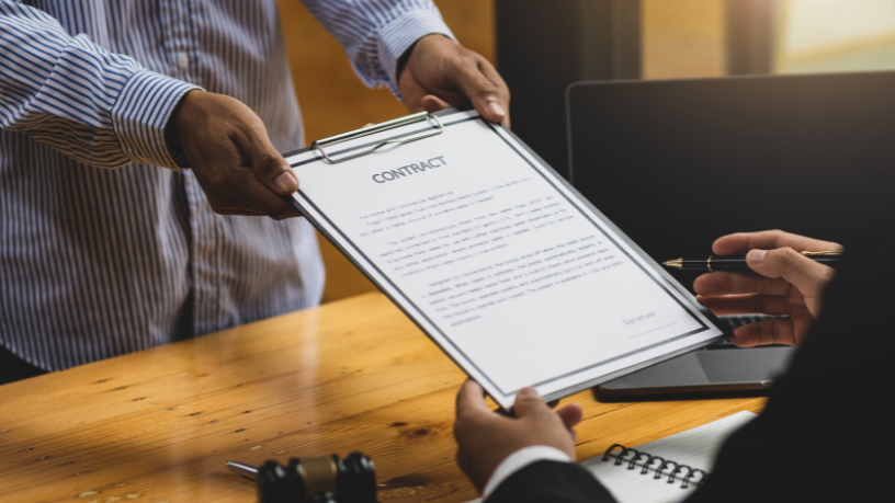 Hebron Costa Cruz de Oliveira mostra como a mentoria aproxima gerações e transforma aprendizado em experiência prática.