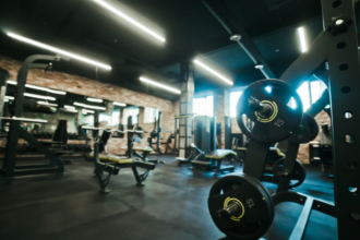 Treino concorrente é possível quando força e cardio são combinados com método, respeitando intensidade e recuperações para maximizar resultados — orientação de Gustavo Luíz Guilherme Pinto.