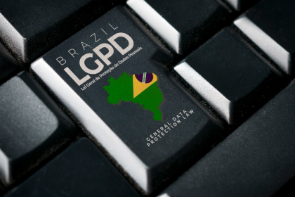 A LGPD impõe novos desafios de proteção de dados às serventias digitais e redefine o papel dos Registros Públicos na era tecnológica, destaca Kelsem Ricardo Rios Lima.