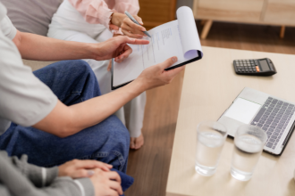 Em Qual é o papel da ciência no avanço dos tratamentos para o TEA? Confira com Alexandre Costa Pedrosa, a evolução científica amplia possibilidades e fortalece intervenções baseadas em evidências.