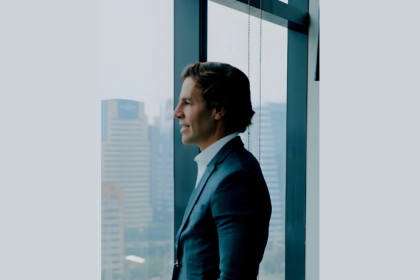 O SUS, segundo Ian dos Anjos Cunha, garante cuidado, acesso e dignidade na saúde da pessoa idosa.