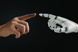 Cursos gratuitos de robótica em Rio Grande ampliam acesso à tecnologia para 15 mil estudantes